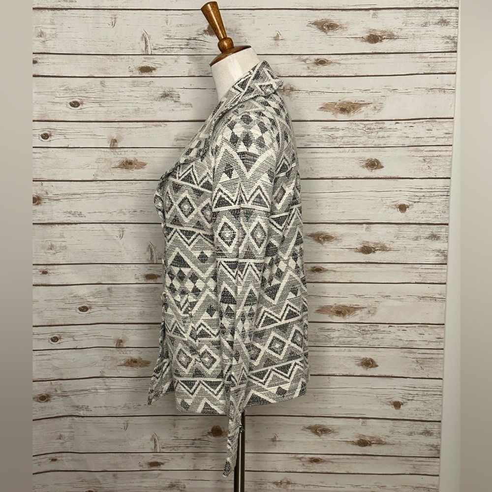 Lucky Brand blue/white Aztec jacket Size Medium - Picture 4 of 7